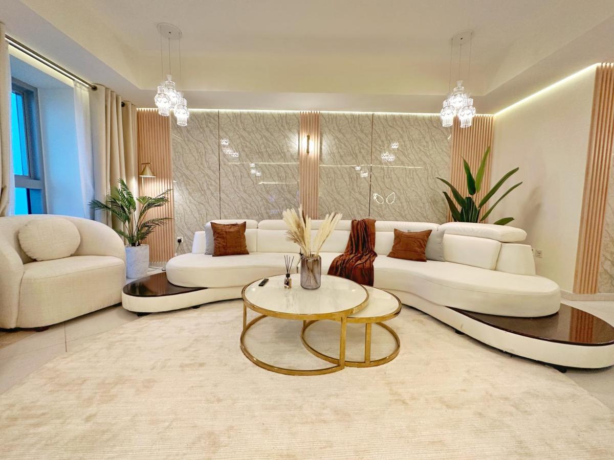 Life Above Clouds Apartment Dubai Luaran gambar