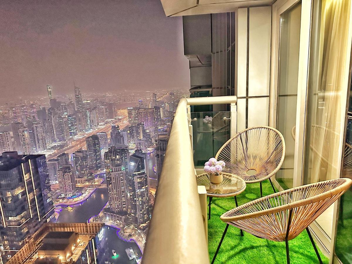 Life Above Clouds Apartment Dubai Luaran gambar
